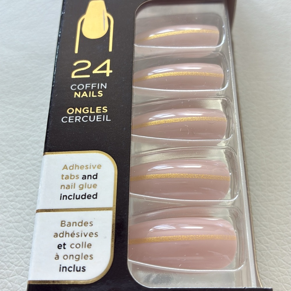 CO331 Perfect Manicure Coffin Nails Pink with Gold tone by Sally Hansen